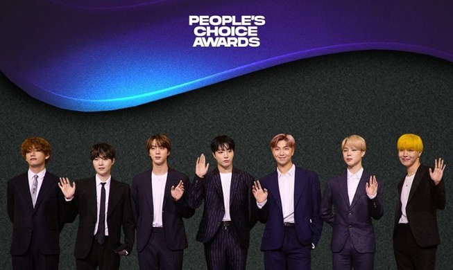 BTS gana el premio al mejor grupo en 'People's Choice Awards' por 3er año consecutivo