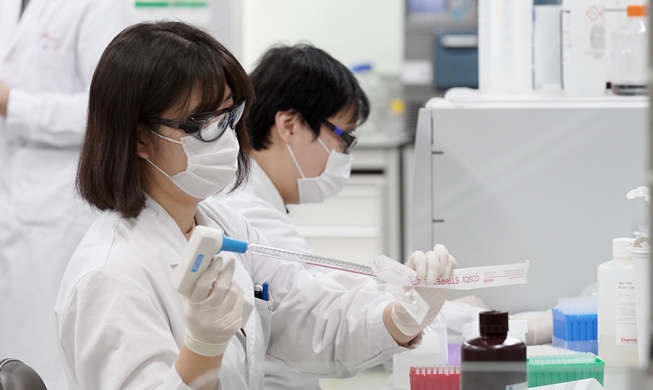 Corea sobresale como productor de componentes para vacunas contra COVID-19