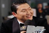 130522_PSY_Billboard_thb2.jpg