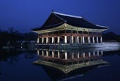 Gyeongbokgung_Night_Open_20130522_th_02.jpg