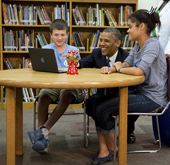 Obama elogia el acceso a Web en las escuelas coreanas; 