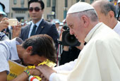 El papa Francisco comparte el dolor de su prójimo