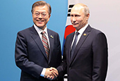 El presidente Moon visita Rusia para asistir al Foro Económico Oriental
