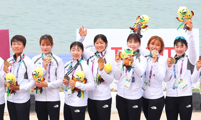 Día 8 de los Juegos Asiáticos 2018: El equipo de Corea unificado obtiene la primera medalla en canoa