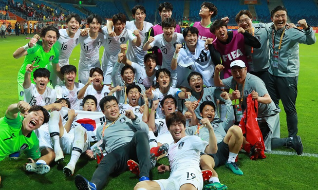 Corea espera el primer título masculino de la FIFA en la final de la Copa Mundial Sub-20