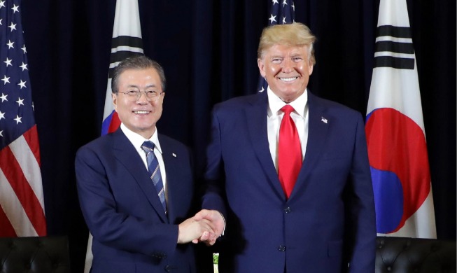 Moon: “Corea cumplirá su papel en todo posible en la cumbre del G7”