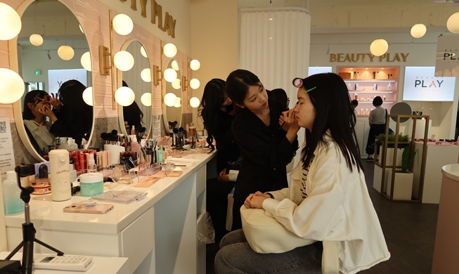 Las exportaciones de cosméticos coreanos en 2023 alcanzan los 8.500 millones de dólares