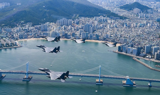 Corea del Sur y Francia realizan un ejercicio aéreo conjunto por primera vez en la historia