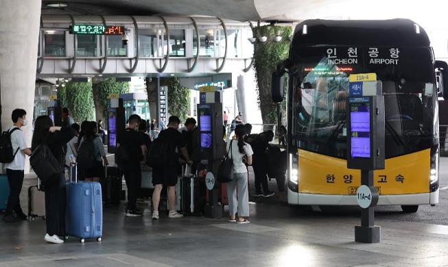 El servicio nocturno de autobuses del aeropuerto es reanudado a partir del 20 de marzo