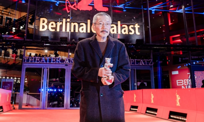 El director Hong Sang-soo obtiene un premio en el Festival de Cine de Berlín