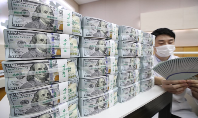 Reserva de divisas de Corea marca nuevo récord en agosto