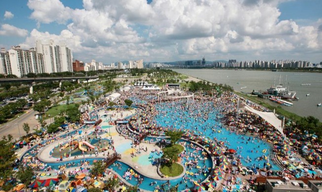Por primera vez en 3 años se reabrirán las piscinas de los parques del río Hangang