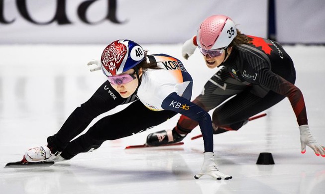 Choi Min-jeong se hace con 4 medallas de oro en el Mundial de patinaje de velocidad sobre pista corta