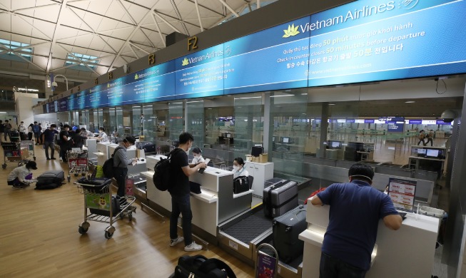 Corea del Sur fleta vuelos a Vietnam y China para sus empresarios
