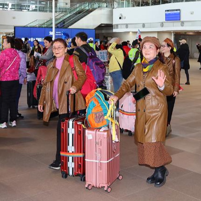 Un grupo turístico de intercambio cultural chino llega a Incheon