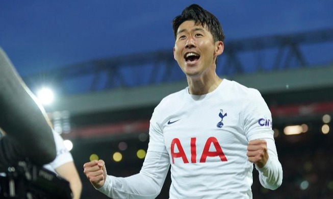 Son se convierte en el 1er jugador asiático en marcar 20 goles en una de las cinco principales ligas europeas