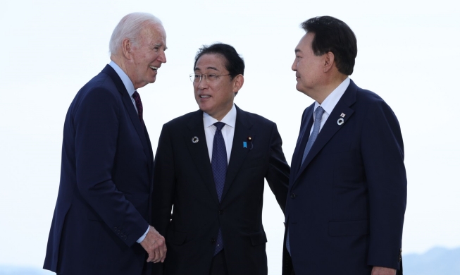 El presidente Yoon visita EE. UU. para asistir a una cumbre trilateral