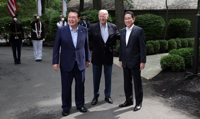 Se establecerá una reunión anual de los ministros de industria y comercio de Corea del Sur, EE. UU. y Japón
