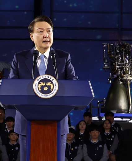 Yoon afirma que Corea está preparada para convertirse en una de las cinco potencias en tecnología espacial del mundo