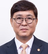 Chae Whi-young