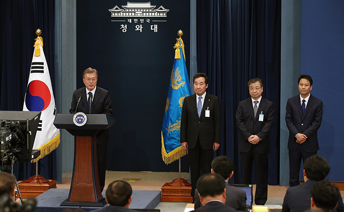 170510_presmoonappoint_art1.jpg