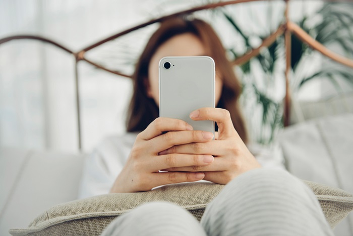 El año pasado, Corea tuvo la tasa más alta de propietarios de teléfonos inteligentes con el 95 por ciento, según una encuesta realizada por el Centro de Investigación Pew de los EE.UU.  | Iclickart