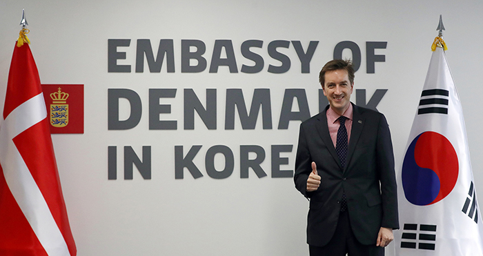 El embajador de Dinamarca en Corea, Thomas Lehmann acentuó el significado del ‘Año de la Cultura’ diciendo que “comprender la cultura es una de las mejores maneras para comprender un país”, el 14 de marzo en la embajada de Dinamarca ubicada en el distrito de Jung-gu, Seúl.