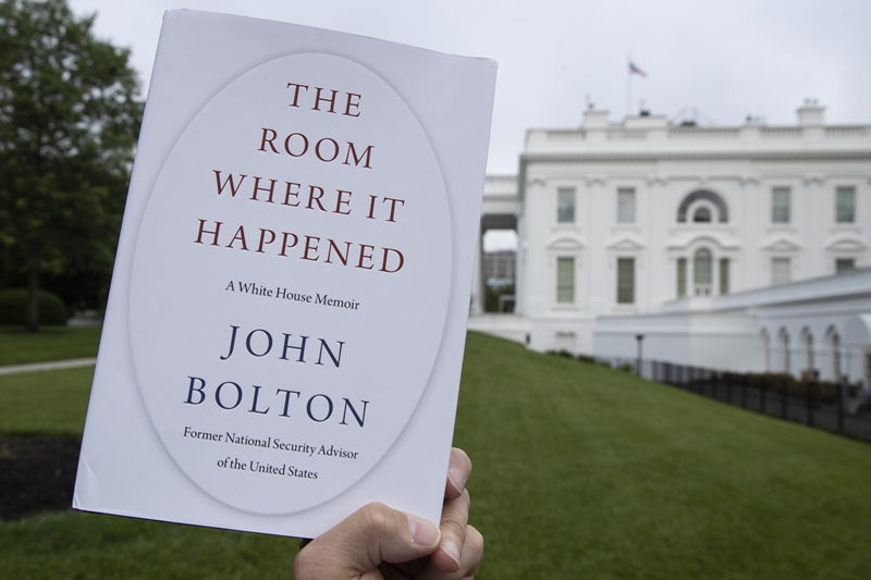 La oficina presidencial surcoreana, Cheong Wa Dae, ha criticado, el 22 de junio, al exasesor de seguridad nacional de Estados Unidos, John Bolton, por su relato 