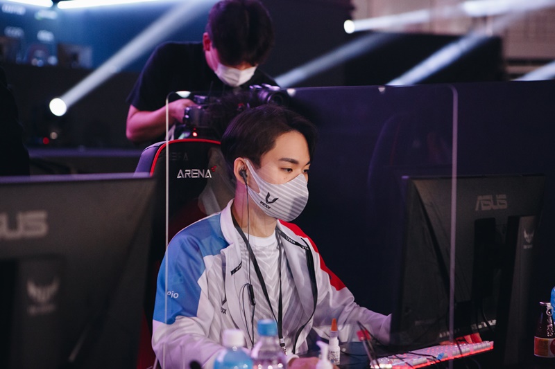 Cha Seung-hoon es un jugador del equipo nacional de deportes electrónicos, quien compitió del 10 al 12 de septiembre con el juego 