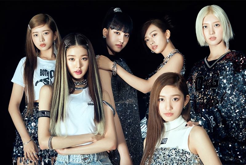 La fotografía muestra a Ive, grupo que experimentó el mayor aumento en la cantidad de álbumes vendidos este año entre los grupos de chicas del mismo período del año pasado. | Starship Entertainment