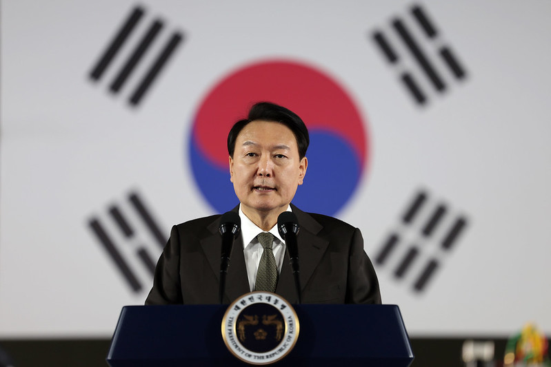El 11 de marzo, el presidente Yoon Suk Yeol da un discurso de felicitación en la ceremonia inaugural de la primera planta del mundo dedicada exclusivamente a la fabricación de vehículos eléctricos especialmente diseñados (PBV, por sus siglas en inglés), llevada a cabo en la fábrica de Kia Motors (Kia Autoland) en la ciudad de Hwaseong, en la provincia de Gyeonggi-do.