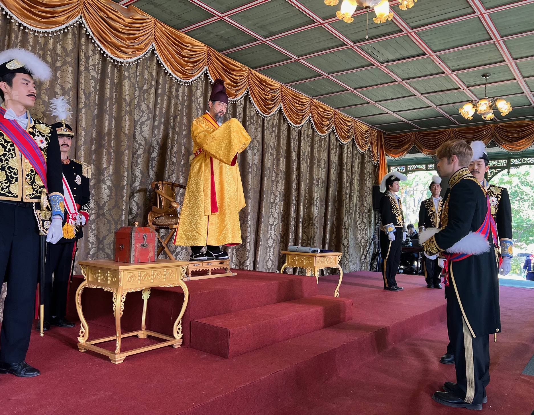 El 20 de octubre, en la sala Jeonggwanheon del palacio Deoksugung, ubicado en el distrito de Jung-gu, Seúl, se llevó a cabo una representación de la recepción de diplomáticos extranjeros del Imperio Coreano. 