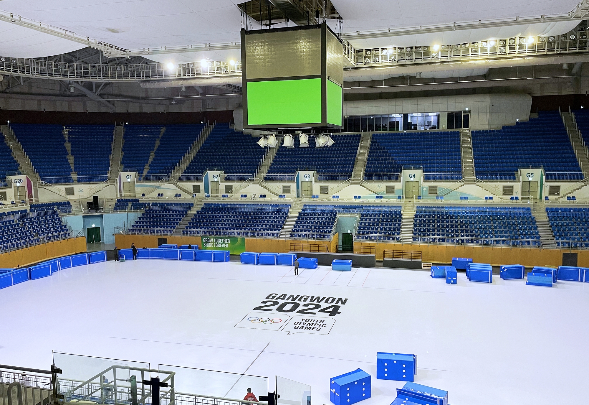 La foto muestra una panorámica de la pista de hielo de Gangneung, en la ciudad de Gangneung, donde se llevarán a cabo las competiciones de patinaje artístico y pista corta de los Juegos Olímpicos de la Juventud de Invierno Gangwon 2024 (Gangwon 2024).