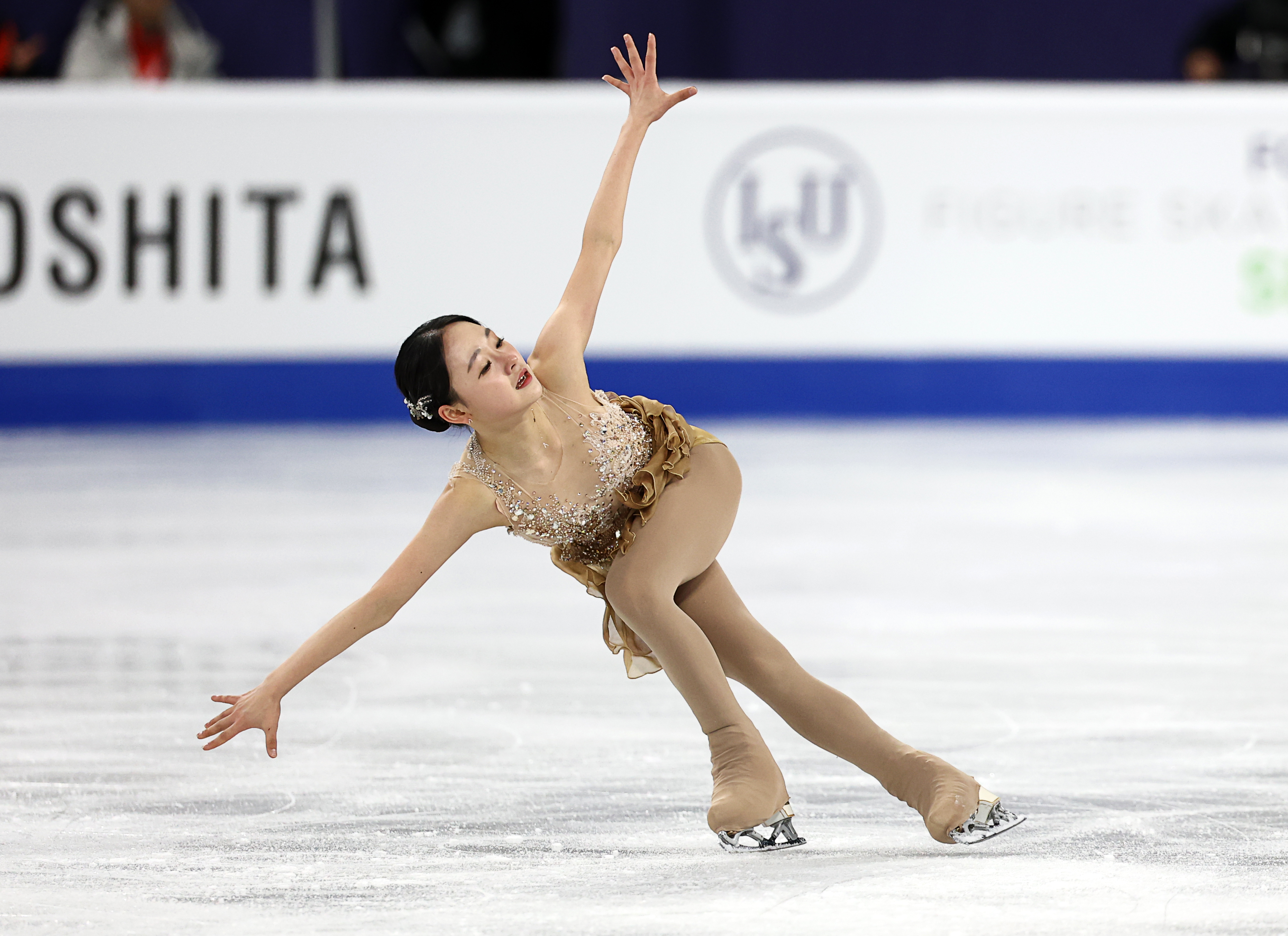 Kim Chaeyeon, de 19 años, ganó la medalla de oro en la categoría individual femenina del Campeonato de los Cuatro Continentes de Patinaje Artístico de la ISU, celebrado el 23 de febrero, en la Pista de Hielo Mokdong de Seúl con la mejor puntuación de su carrera. | Agencia de Noticias Yonhap