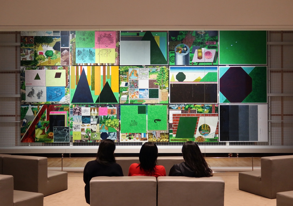 En la segunda planta de la sede de Cheongju del MMCA se exhibe 'Caminos paralelos de día y noche' (2017-2018), de Jeon Hyunsun. Es una gran pintura realizada en acuarela basada en imágenes recopiladas de internet. La disposición de los paneles es intercambiable. | Charles Audouin