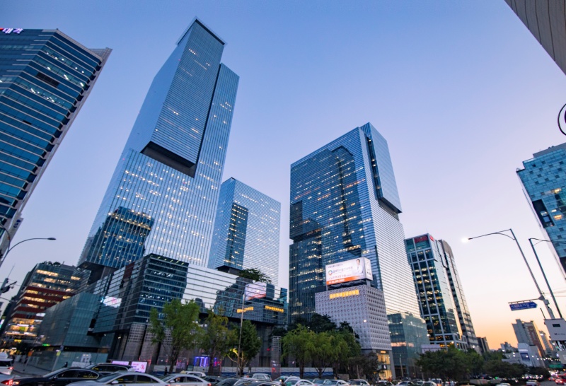 La agencia internacional de calificación crediticia Standard & Poor's anunció el 15 de abril que mantiene la calificación soberana de Corea en 'AA' con perspectiva estable. | Organización de Turismo de Seúl