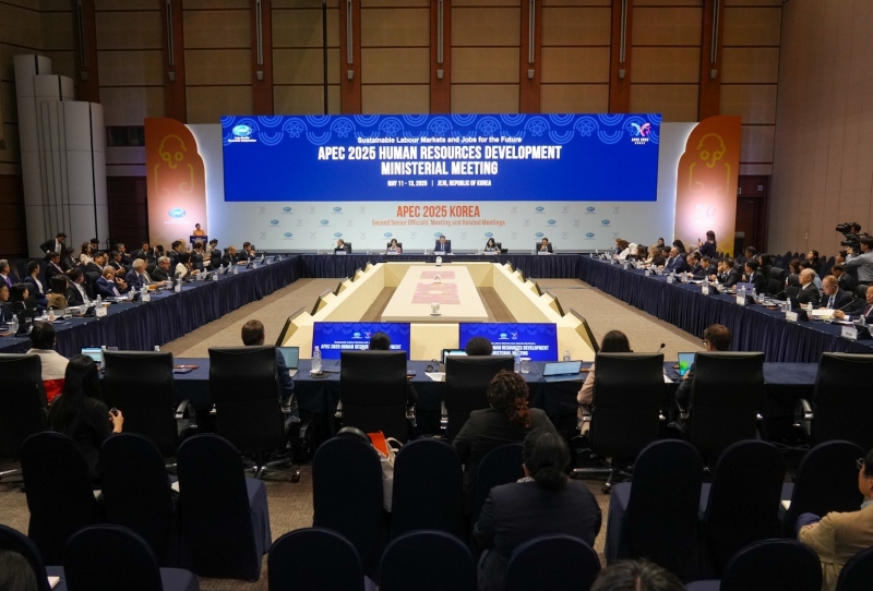 El 12 de mayo tiene lugar la Reunión de Ministros de Trabajo del APEC en el Centro Internacional de Convenciones de Jeju. | Gobierno Provincial de Jeju