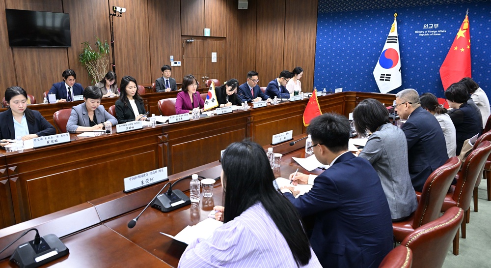 La 29ª Reunión de Revisión Integral de la Cooperación Económica Corea-China se lleva a cabo el 3 de julio en el edificio del Ministerio de Asuntos Exteriores de Corea en Seúl. | Ministerio de Asuntos Exteriores