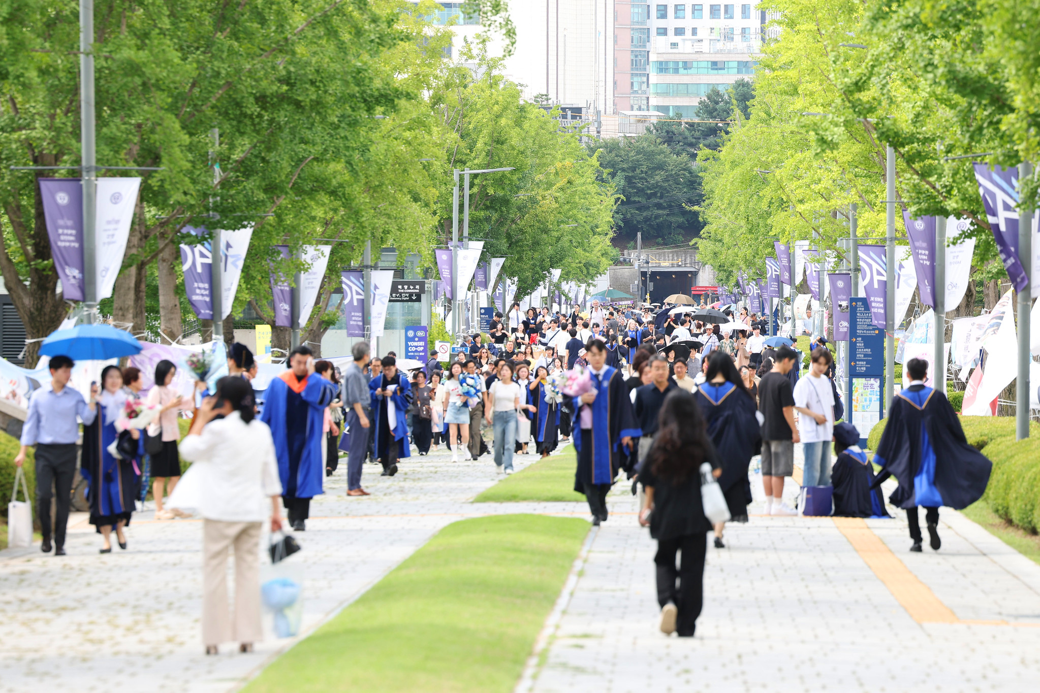 Se muestra una ceremonia de graduación celebrada el 29 de agosto en la Universidad Yonsei, en el distrito de Seodaemun-gu, Seúl. | Lee Jeong Woo