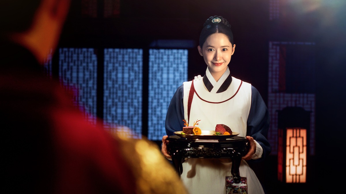 Se muestra una escena de la serie coreana de Netflix 'Bon appétit, majestad'. | Netflix