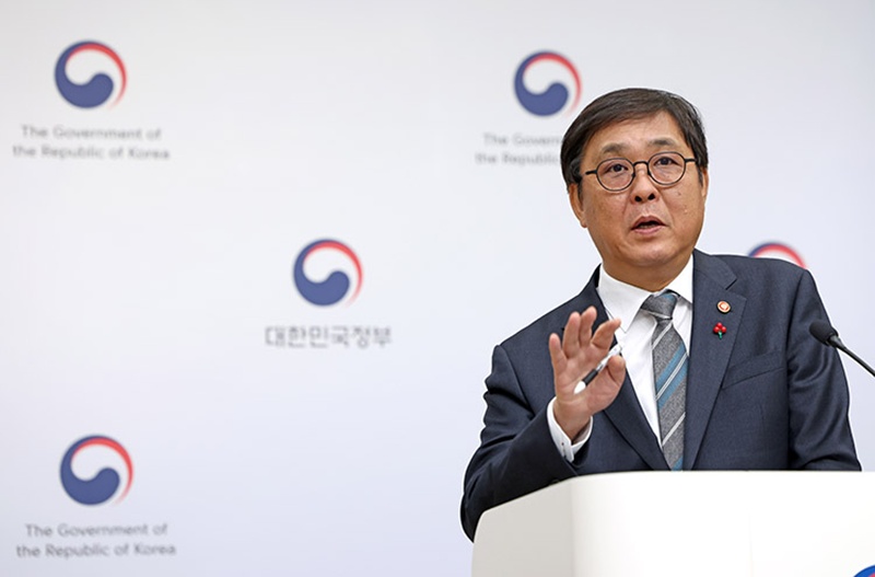 El ministro de Cultura, Deportes y Turismo, Chae Hwi-young, presenta los principales planes de política del ministerio para 2026, el 16 de diciembre, en el complejo gubernamental de Sejong. | Ministerio de Cultura, Deportes y Turismo