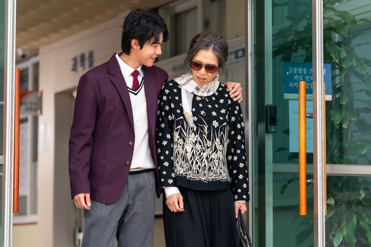 La foto muestra una de las escenas de la pel&iacute;cula 'Mi nombre' (My Name) del director Chung Ji-young. | Let&rsquo;s Films y Aura Pictures