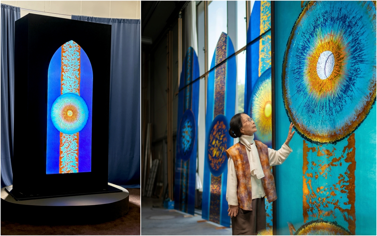  A la izquierda, reproducci&oacute;n del vitral 'Nacimiento de la luz' de la Catedral de Chartres, expuesta a la entrada de la quinta planta del MMCA de Cheongju. A la derecha, Bang Hai-ja durante los trabajos del vitral de la catedral, en 2018. | Charles Audouin, P&aacute;gina oficial de Peters Studio en Facebook