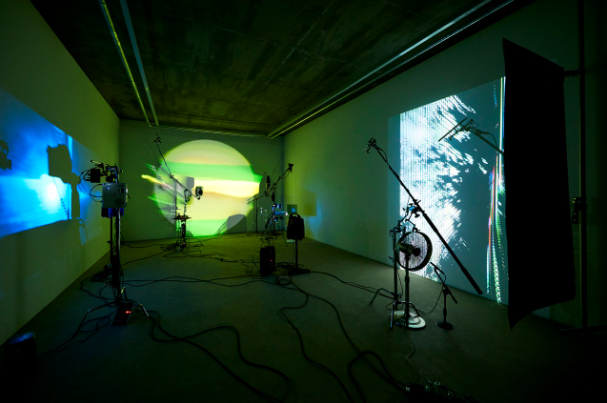 La imagen muestra una exposición de 'Portal to Portal', una charla con artistas prevista para el día de la inauguraciónde la 'Semana del Arte en Seúl' (Seoul Art Week 2026), en el tercer piso del News Museum Euljiro, en el distrito de Jung-gu, en la capital coreana. | Captura de pantalla del sitio web de la Semana del Arte en Seúl