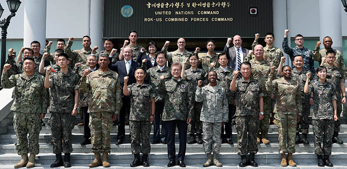 ROK_US_Forces_President_0614_01.jpg