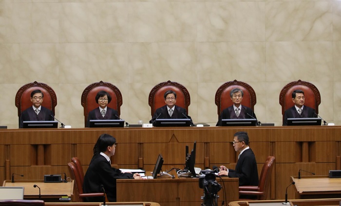 El Tribunal Supremo ha decretado que una acería japonesa deberá indemnizar a las victimas surcoreanas del trabajo forzado y el trabajo no remunerado durante la ocupación japonesa del siglo pasado | Yonhap News