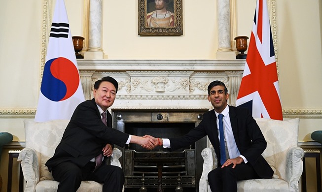 Corea y el Reino Unido firman un acuerdo para elevar los lazos bilaterales a una 'asociación estratégica global'