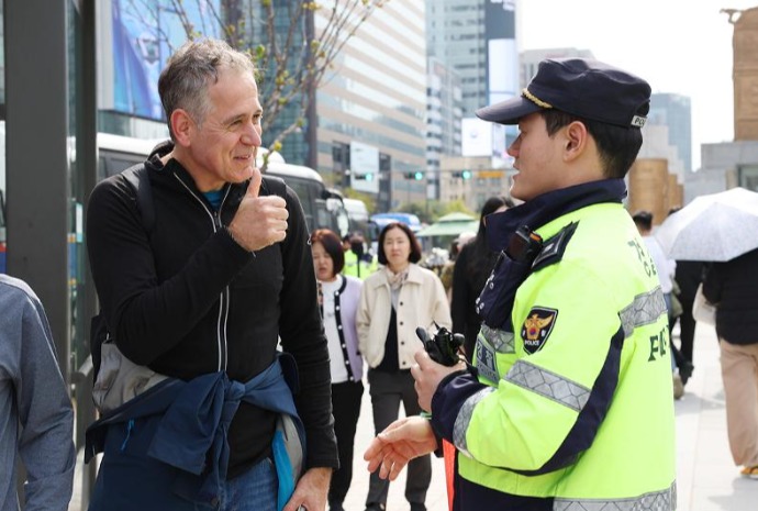 La policía coreana celebra su 80º aniversario