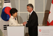 Corea y Suiza cooperarán en los ámbitos de ciencia, tecnología y educación
