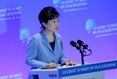 La presidenta Park Geun-hye apoya acciones en favor de operaciones para la paz de la ONU